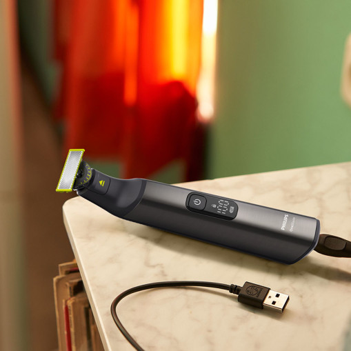Skäggtrimmer OneBlade Pro QP6552/15
